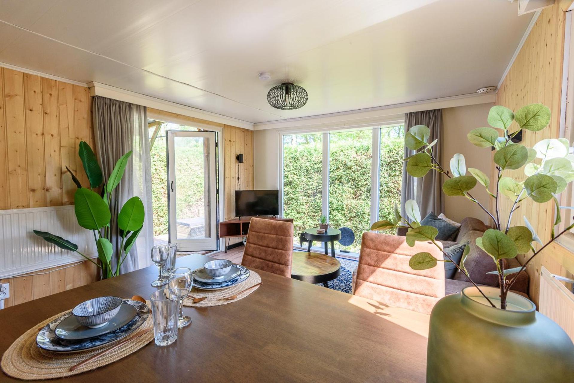 Chalet Op Rustig Park Op De Veluwe Пюттен Экстерьер фото